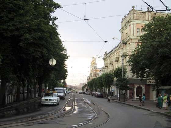 Image -- A street in Vinnytsia.