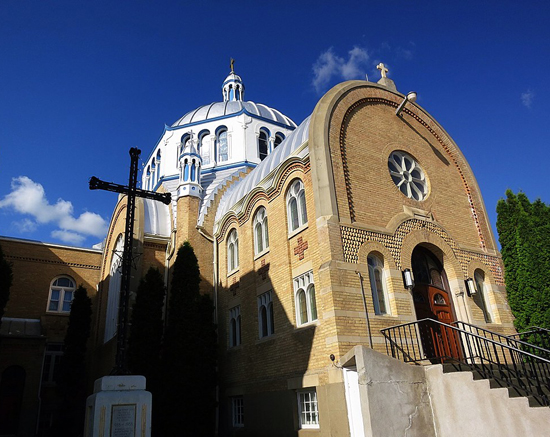 Image -- Yorkton, Saskatchewan: Saint Mary's Ukrainian Catholic Church.