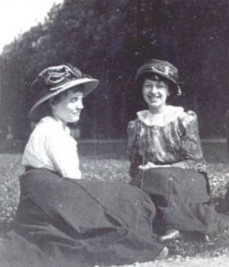 Image -- Zofia Baudouin de Courtenay and Zofia Nalepinska.